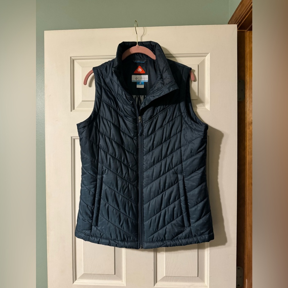 Columbia Omni- Heat Navy Blue Vest | Size Large